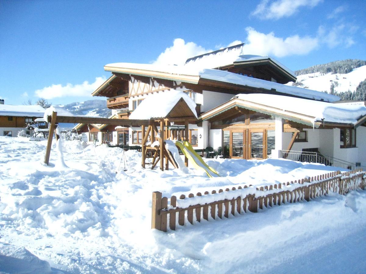 Alpenhotel Landhaus Kuechl Кирхберг Экстерьер фото