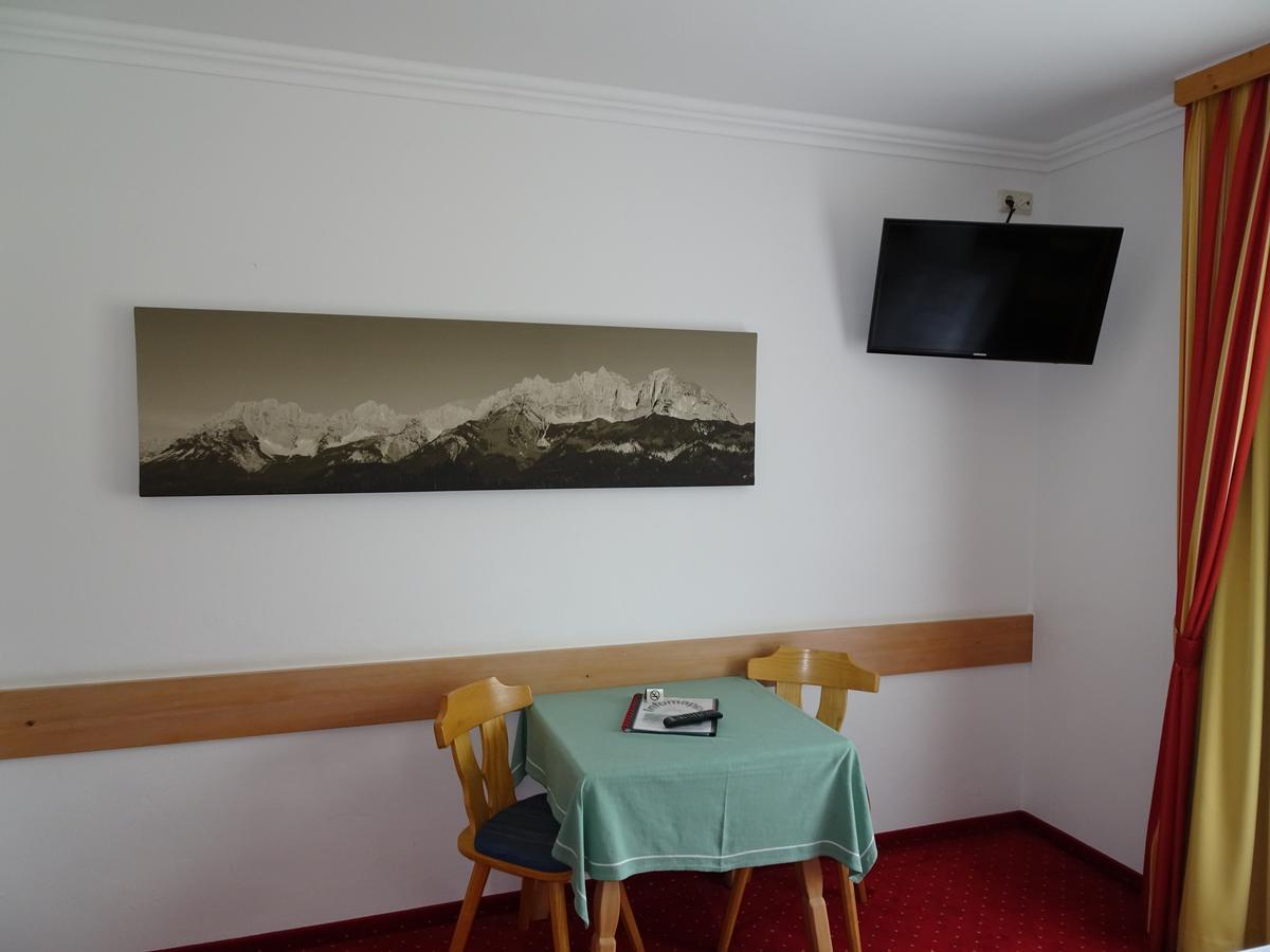 Alpenhotel Landhaus Kuechl Кирхберг Экстерьер фото