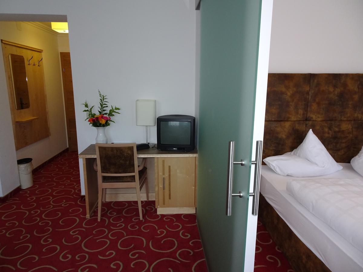 Alpenhotel Landhaus Kuechl Кирхберг Экстерьер фото