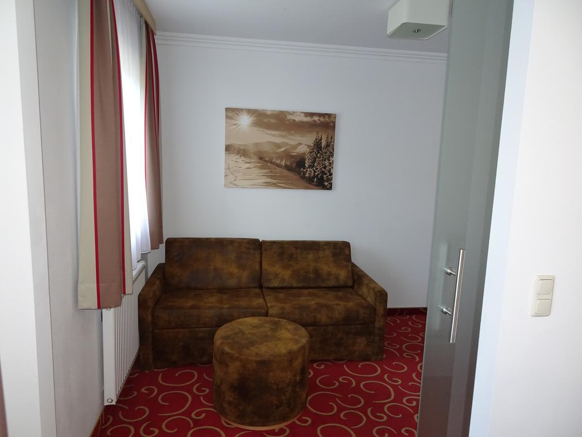 Alpenhotel Landhaus Kuechl Кирхберг Экстерьер фото